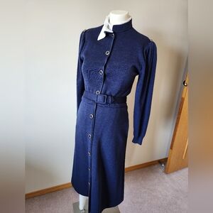 Wool button down dress. Navy.